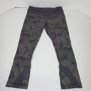 Lululemon Incognito Camo Multi Color Cropped Tight Legging Nulux SIZE 4.